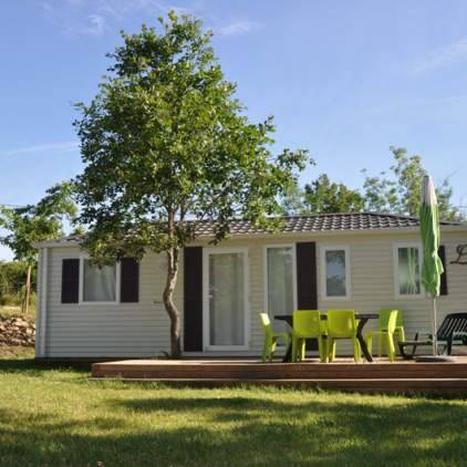 Louez votre mobil-home avec terrasse en Ardèche